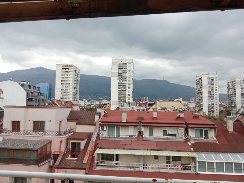 Продава МНОГОСТАЕН, гр. София, Борово, снимка 13 - Апартаменти - 52853649