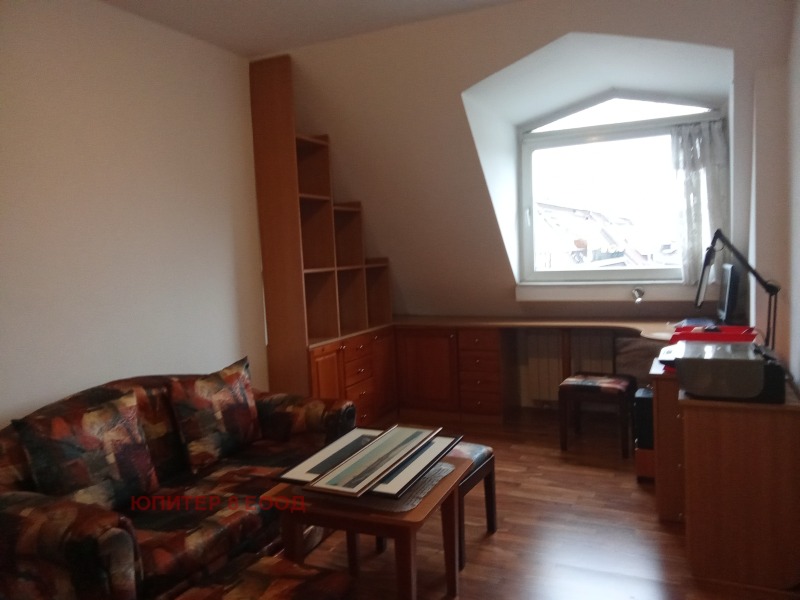 Продава МНОГОСТАЕН, гр. София, Борово, снимка 6 - Апартаменти - 52853649