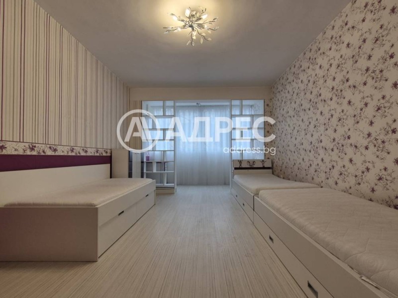 Продава МНОГОСТАЕН, гр. София, Лагера, снимка 4 - Апартаменти - 53595320