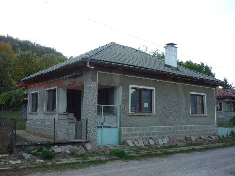 Продава КЪЩА, с. Кипилово, област Сливен