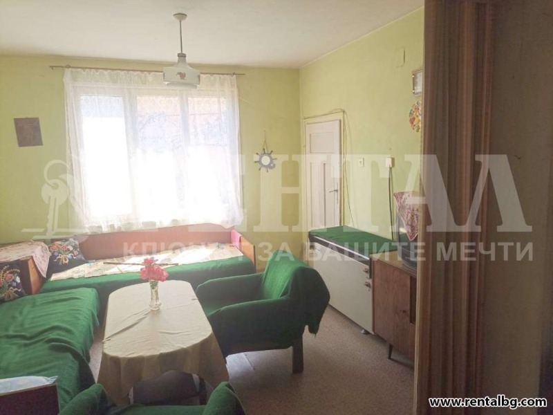 Продава КЪЩА, гр. Брезово, област Пловдив, снимка 4 - Къщи - 52304788