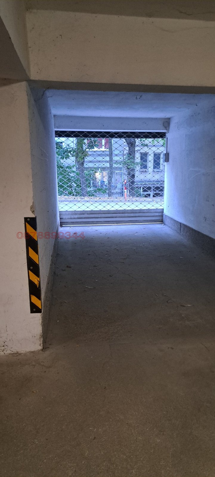 Продава ГАРАЖ, ПАРКОМЯСТО, гр. Плевен, Дружба 1, снимка 3 - Гаражи и паркоместа - 56079875