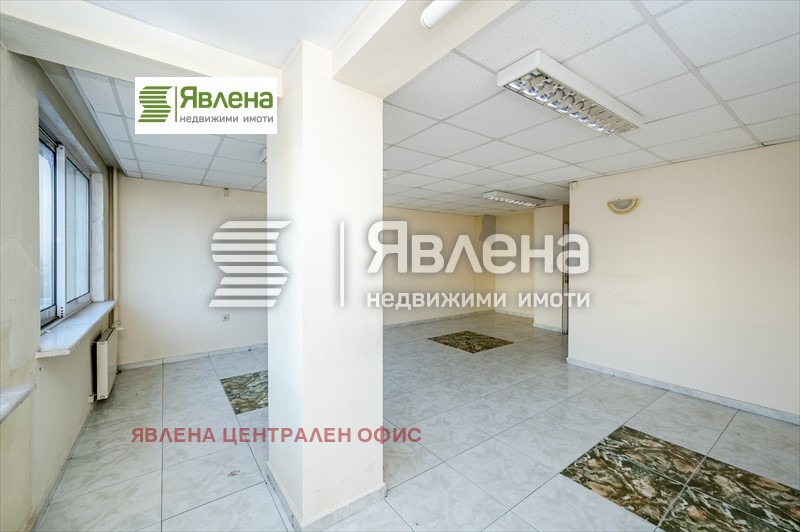 Продава 3-СТАЕН, гр. София, Изток, снимка 3 - Aпартаменти - 49069169