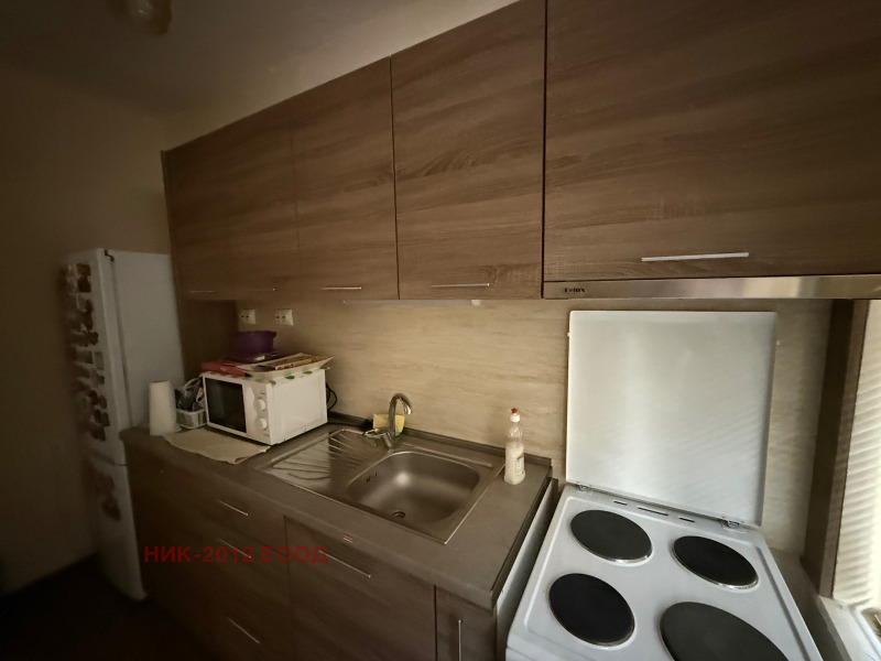 Продава  4-стаен град Шумен , Център , 107 кв.м | 49783525