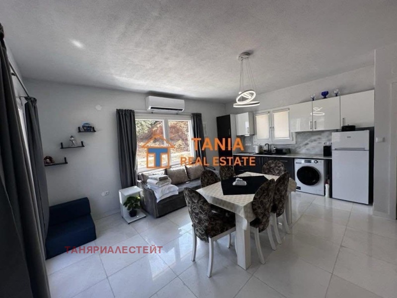 Продава КЪЩА, Извън страната, област Извън страната, снимка 2 - Къщи - 52985789