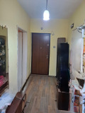 Продава 4-СТАЕН, град Шумен, Център • 147900 € / 289267.26 лв. • 95903783 11