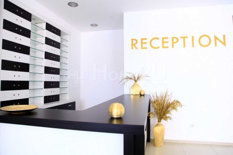 Myytävänä  Studio Varna , k.k. Zlatni pjasatsi , 45 neliömetriä | 72689263 - kuva [8]