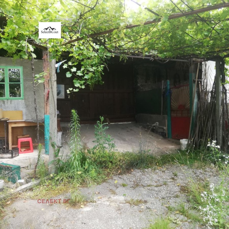 Продава КЪЩА, с. Присово, област Велико Търново, снимка 3 - Къщи - 42634487