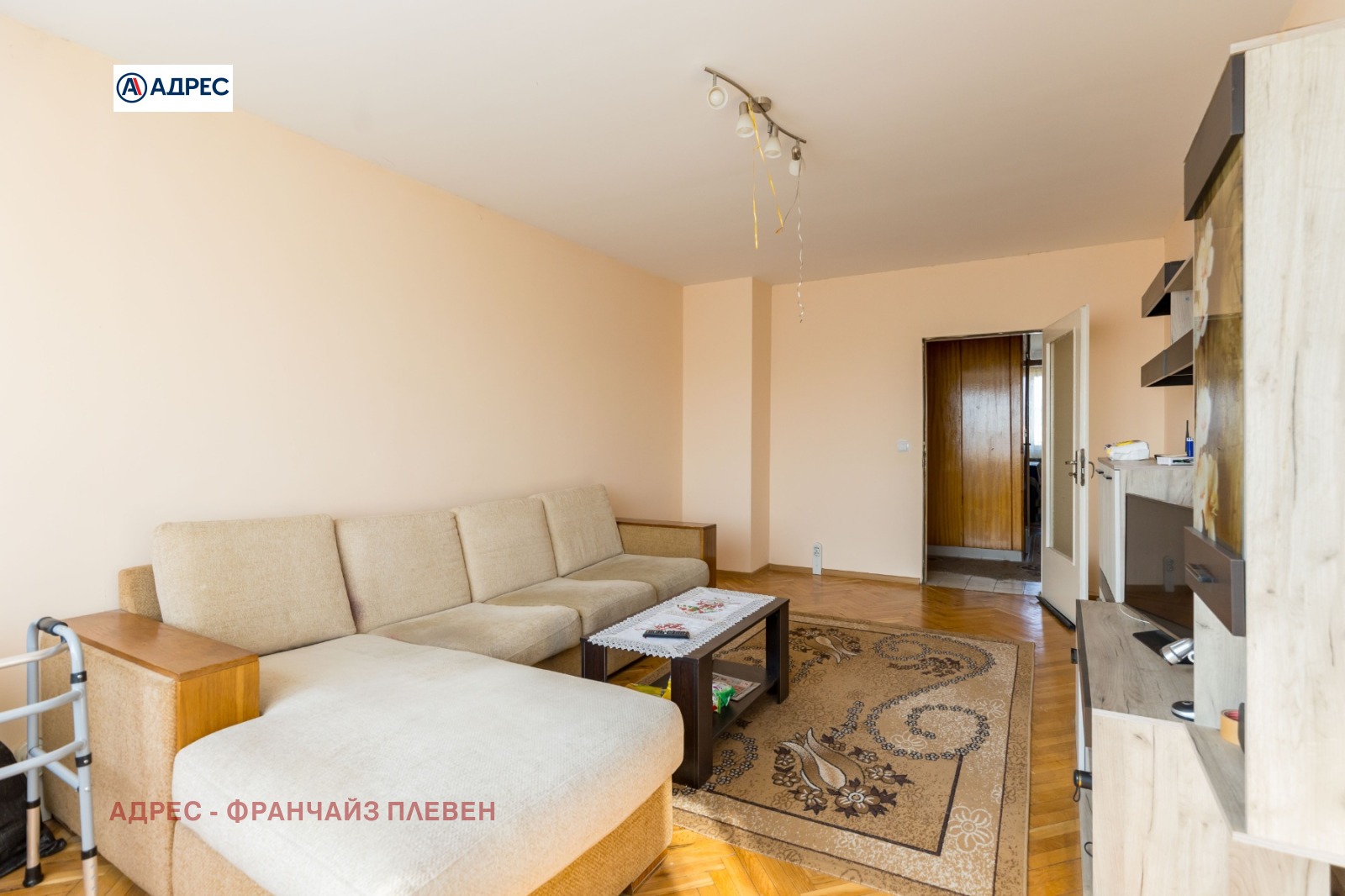 Продава 3-СТАЕН, гр. Плевен, Широк център, снимка 2 - Апартаменти - 55937757