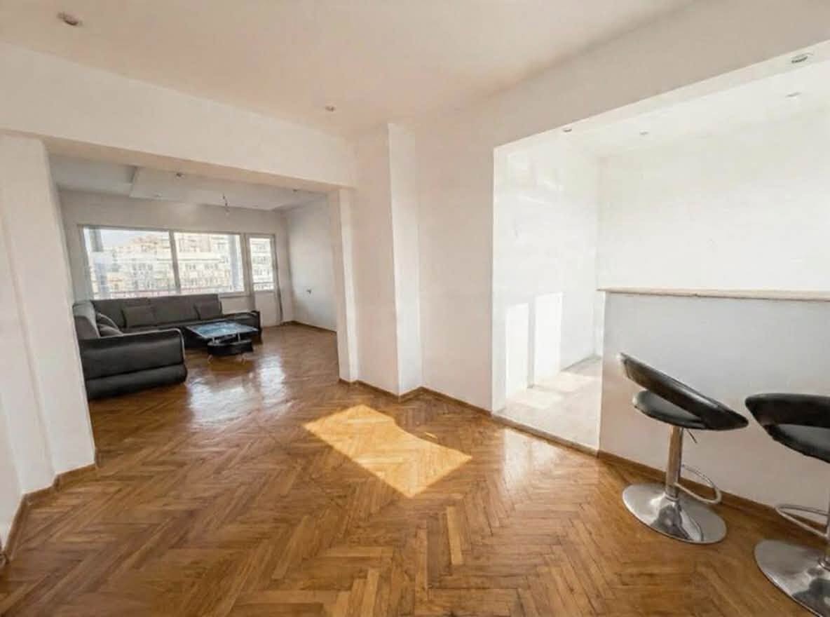 Продава 3-СТАЕН, гр. Шумен, Център, снимка 8 - Апартаменти - 56065022