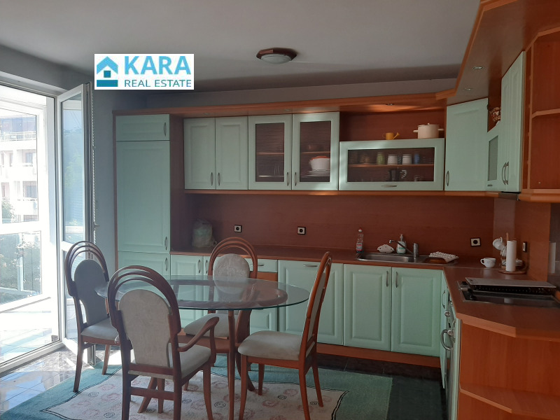 Продава  3-стаен, град Кърджали, Център •  200 000 € • ID 22353162 — holmes.bg - [1] 