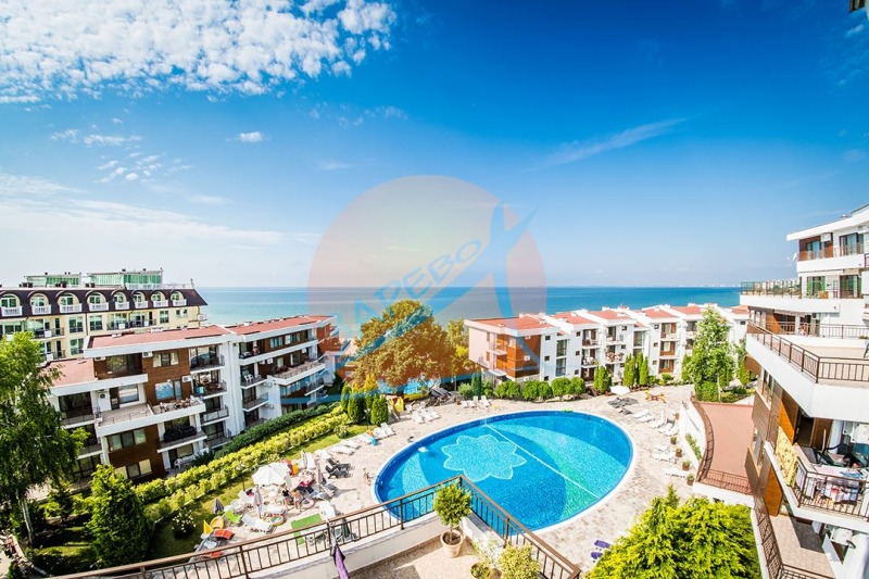 Продава  3-стаен област Бургас , к.к. Елените , 151 кв.м | 46082744