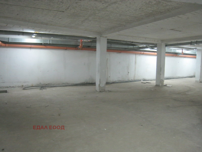 Till salu  Lagring Sofia , Ljulin - centar , 700 kvm | 70138277 - bild [8]