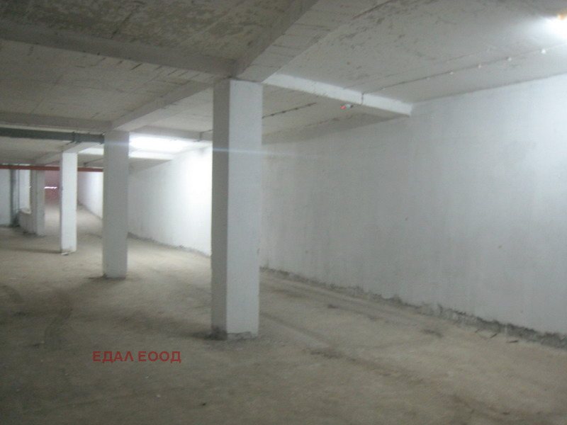 Till salu  Lagring Sofia , Ljulin - centar , 700 kvm | 70138277 - bild [5]