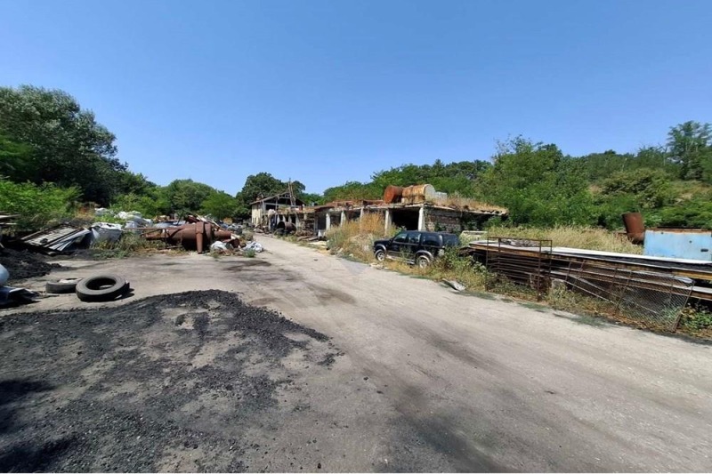 Продава БИЗНЕС ИМОТ, гр. Долни чифлик, област Варна, снимка 5 - Други - 51349726