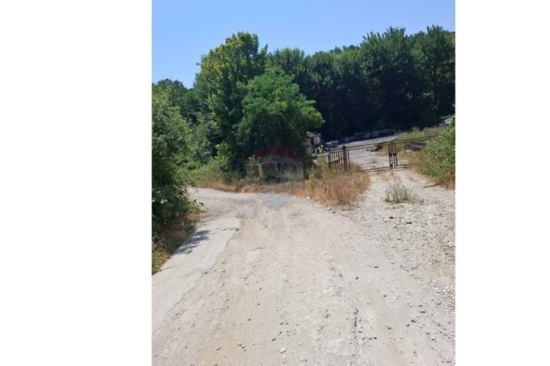 Продава БИЗНЕС ИМОТ, гр. Долни чифлик, област Варна, снимка 8 - Други - 51349726