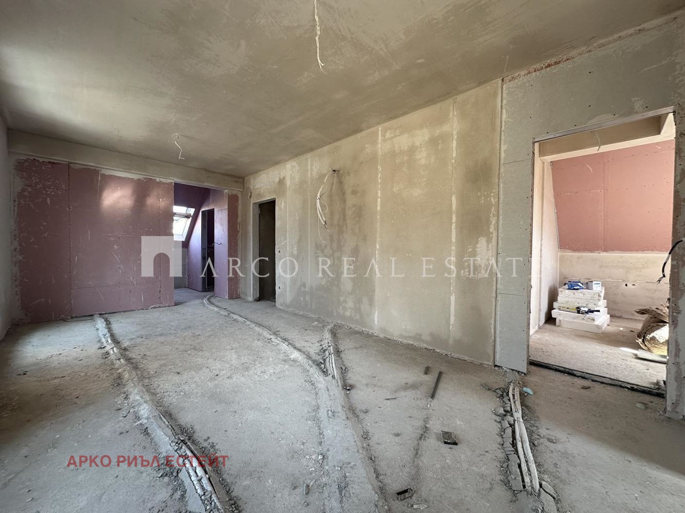 Продава 4-СТАЕН, гр. София, Малинова долина, снимка 2 - Апартаменти - 53560087