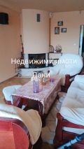 Продава МНОГОСТАЕН, град Шумен, Добруджански • по договаряне • 10699348 — Holmes.bg