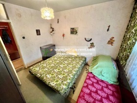 2 bedroom Vazrazhdane, Haskovo 11