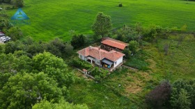 Hus Dojrentsi, region Lovech