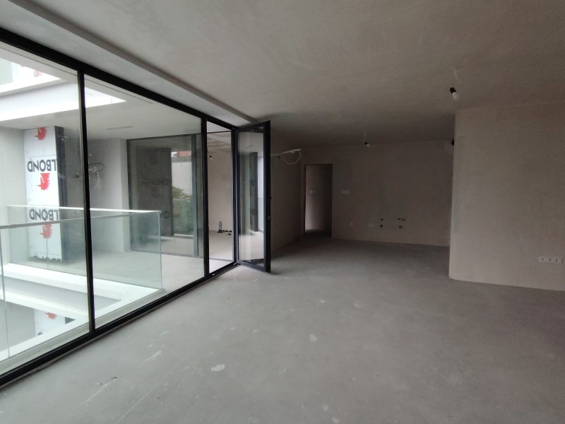 Продаја  2 спаваће собе Велико Тарново , Центар , 119 м2 | 71309739 - слика [13]