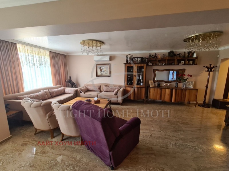 Na sprzedaż  3 sypialnie Plowdiw , Karszijaka , 220 mkw | 95036585 - obraz [6]