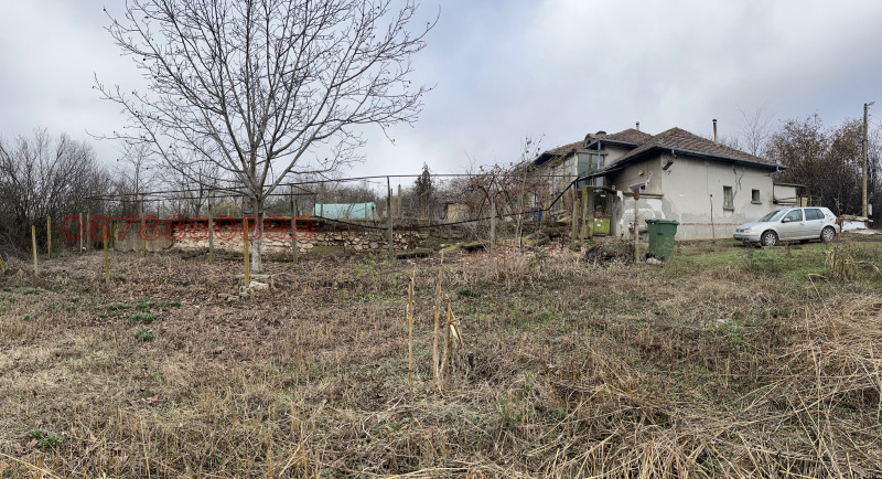 Продава КЪЩА, с. Коиловци, област Плевен