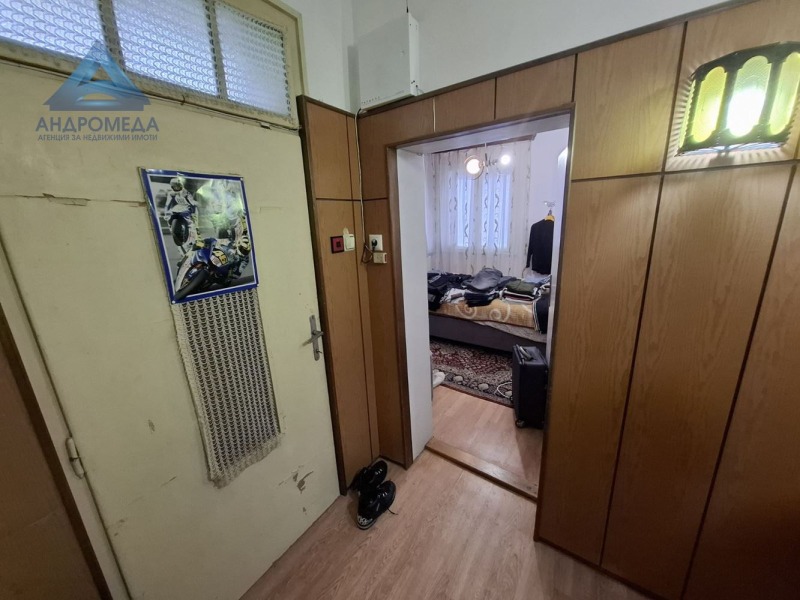 Till salu  Hus region Lovech , Doirenci , 250 kvm | 26894329 - bild [9]