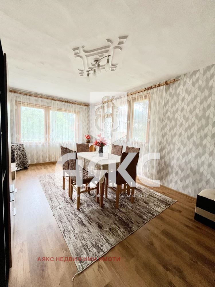 In vendita  Casa regione Pernik , Bosnek , 281 mq | 71396888