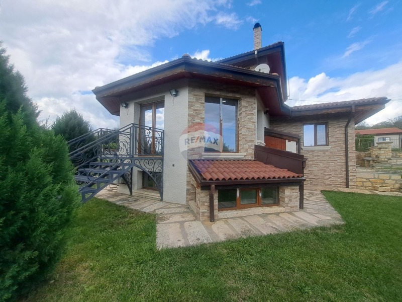 Till salu  Hus Varna , m-t Borovec - jug , 200 kvm | 33850218