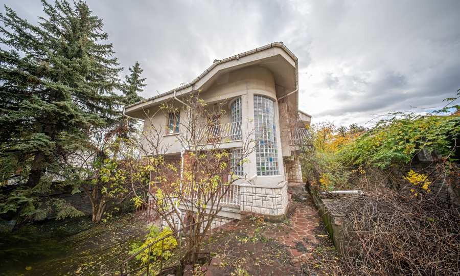 Продава КЪЩА, гр. София, гр. Банкя