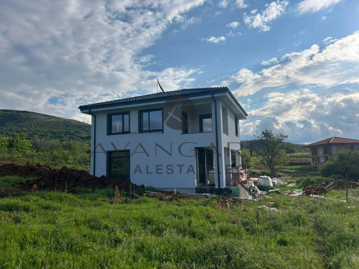 Продава КЪЩА, с. Марково, област Пловдив, снимка 14 - Къщи - 54269001