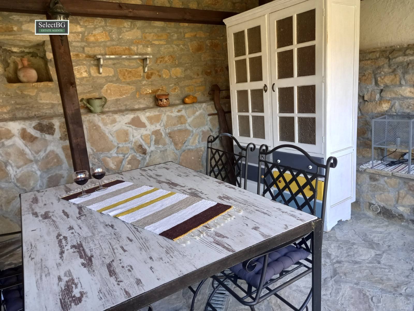 Продава КЪЩА, с. Караиванца, област Габрово, снимка 11 - Къщи - 56338281
