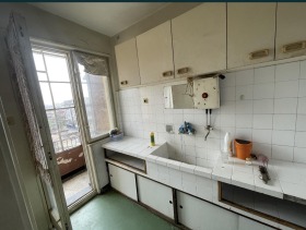 Продажба на едностайни апартаменти в град Шумен — страница 2 - изображение 2 