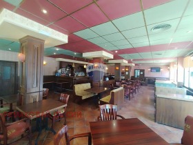 Bar; Cafeteria k.k. Tchaika, Varna