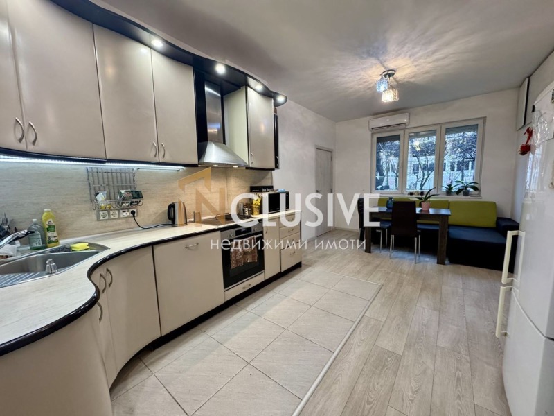 Продава 2-СТАЕН, град София, Света Троица • 160000 € / 312932.80 лв. • 63562768 1