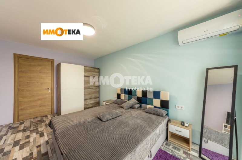 À venda  2 quartos Varna , k.k. Sv.Sv. Konstantin i Elena , 150 m² | 27888598 - imagem [3]