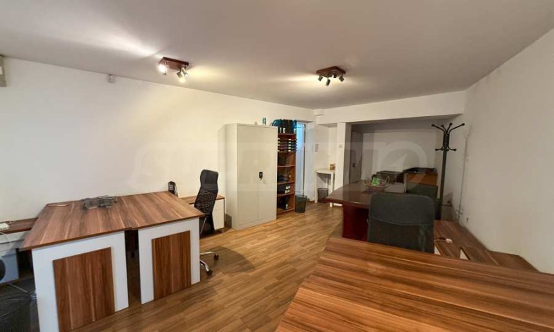 Te koop  Kantoor Sofia , Lozenets , 34 m² | 92479555