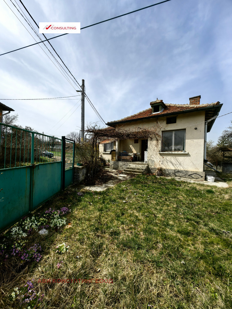 Продава  Къща област София , с. Вакарел , 117 кв.м | 49483262