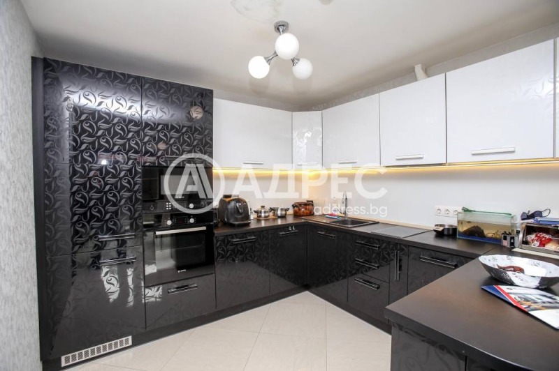 Продава КЪЩА, гр. Божурище, област София област, снимка 3 - Къщи - 52309368