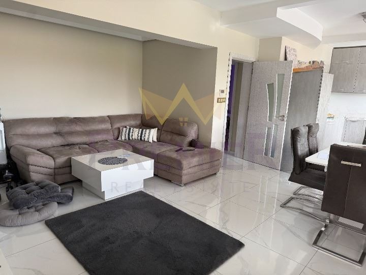 Продава КЪЩА, гр. София, гр. Банкя, снимка 2 - Къщи - 52328013