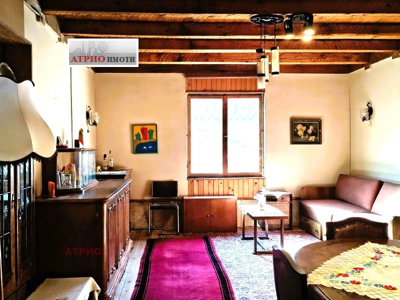 Продава КЪЩА, гр. София, с. Мало Бучино, снимка 2 - Къщи - 54223555