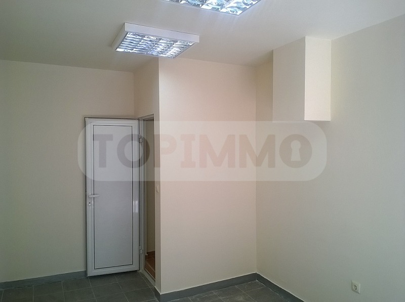 Προς πώληση  Κατάστημα Βαρνα , ΤΣεντραλνα ποτστα , 16 τ.μ | 40330795 - εικόνα [4]