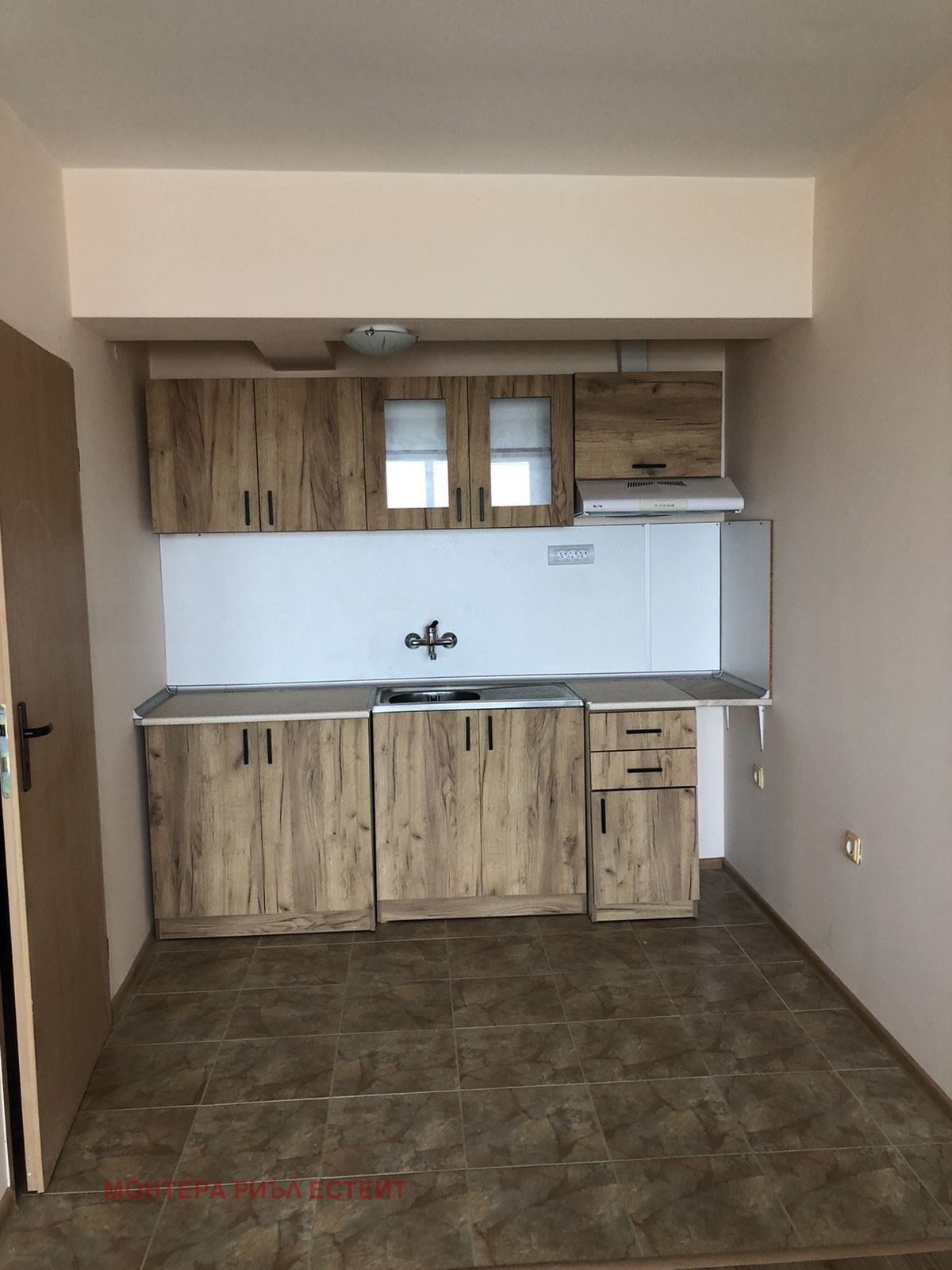 Продава 2-СТАЕН, гр. Варна, Бриз, снимка 2 - Апартаменти - 52512289