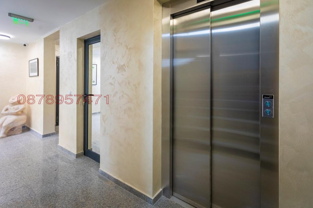 Продава МНОГОСТАЕН, гр. София, Център, снимка 10 - Апартаменти - 56085143