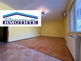 3 bedroom Tsentar, Ruse 9