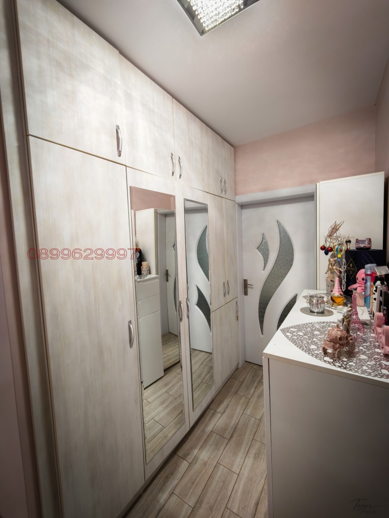 Продава 1-СТАЕН, гр. Добрич, Център, снимка 13 - Апартаменти - 53500105