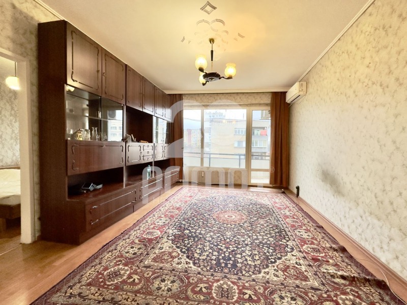 Продава 3-СТАЕН, гр. София, Сухата река, снимка 2 - Апартаменти - 52753977