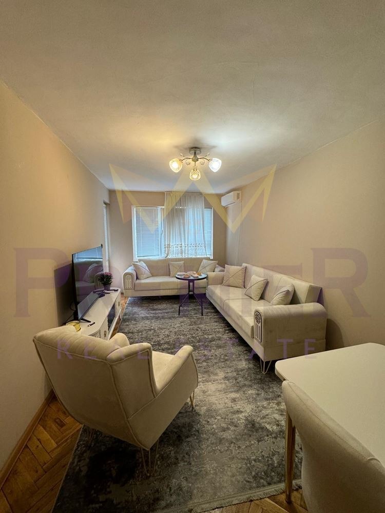 Продава 3-СТАЕН, гр. Варна, Лятно кино Тракия, снимка 3 - Апартаменти - 53560374