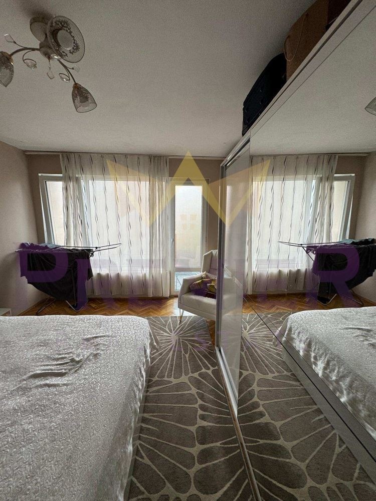 Продава 3-СТАЕН, гр. Варна, Лятно кино Тракия, снимка 2 - Апартаменти - 53560374